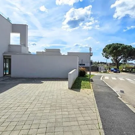 Sea House 3 Novigrad Istria